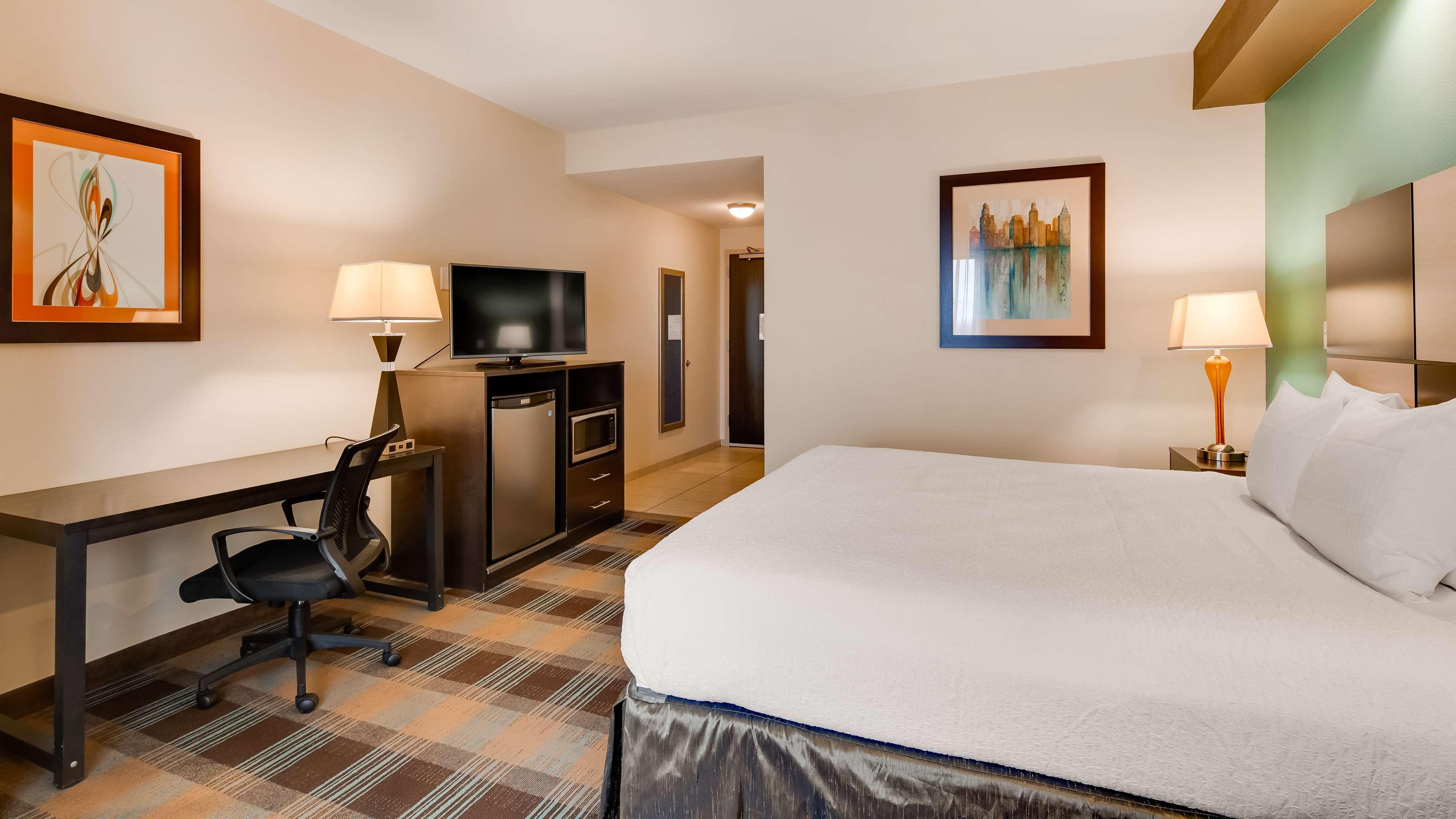 Best Western Plus Atrium Inn & Suites Кларксвилл Экстерьер фото
